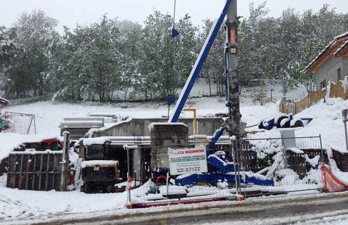 Vendredi 15 mai, 10cm de neige... Heureusement c'est un jour de pont